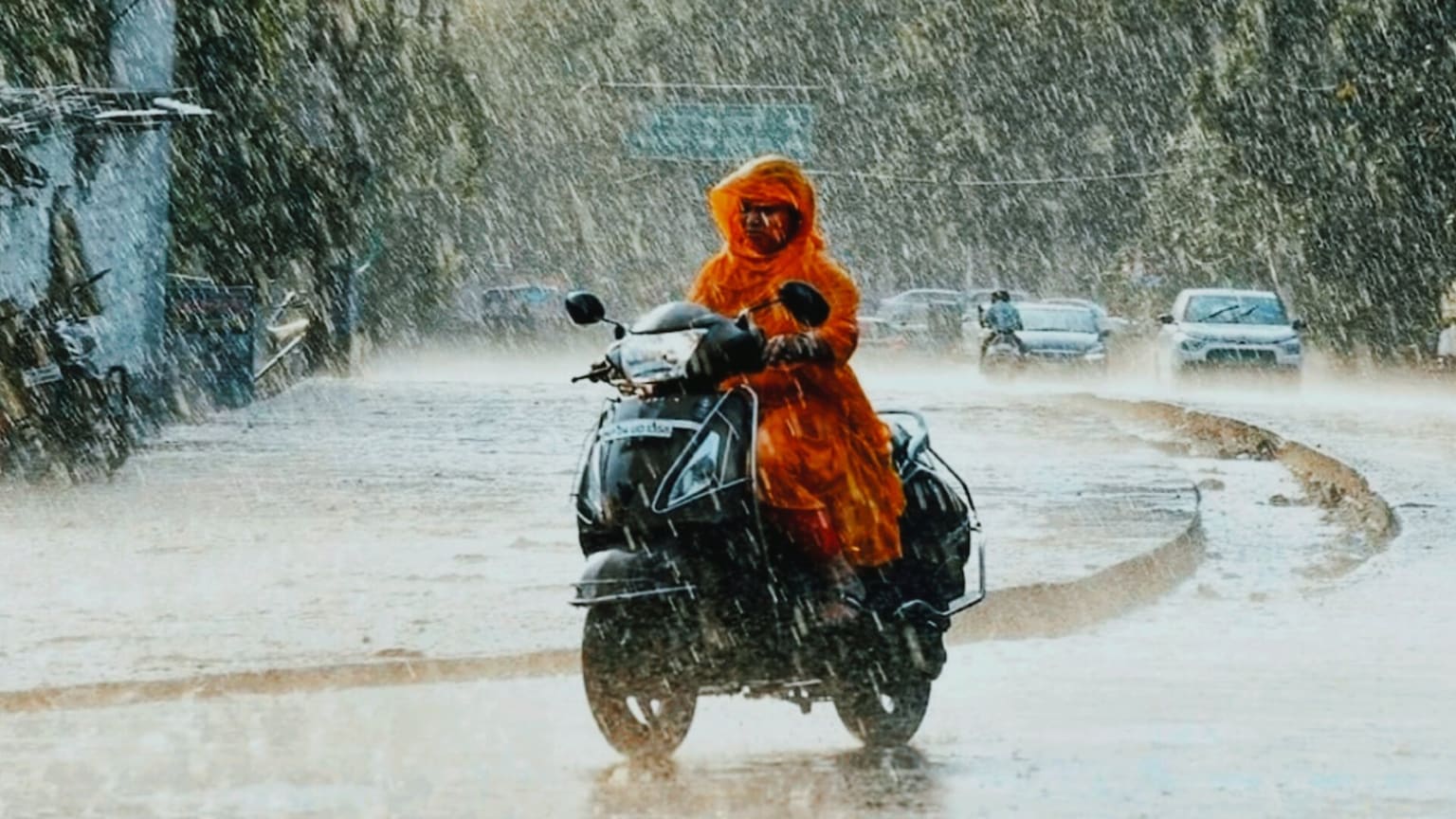 Jharkhand Weather: आज भी कई जिलों में गरज-चमक के साथ बारिश के आसार, अलर्ट जारी, जानें अपने जिले का तापमान
