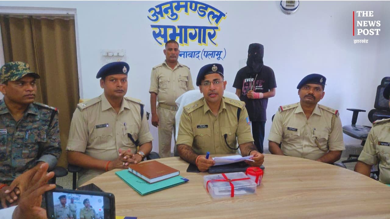 पलामू: हुसैनाबाद में एंटी क्राइम चेकिंग के दौरान दो संदिग्ध धराए, देसी कट्टा और कारतूस बरामद