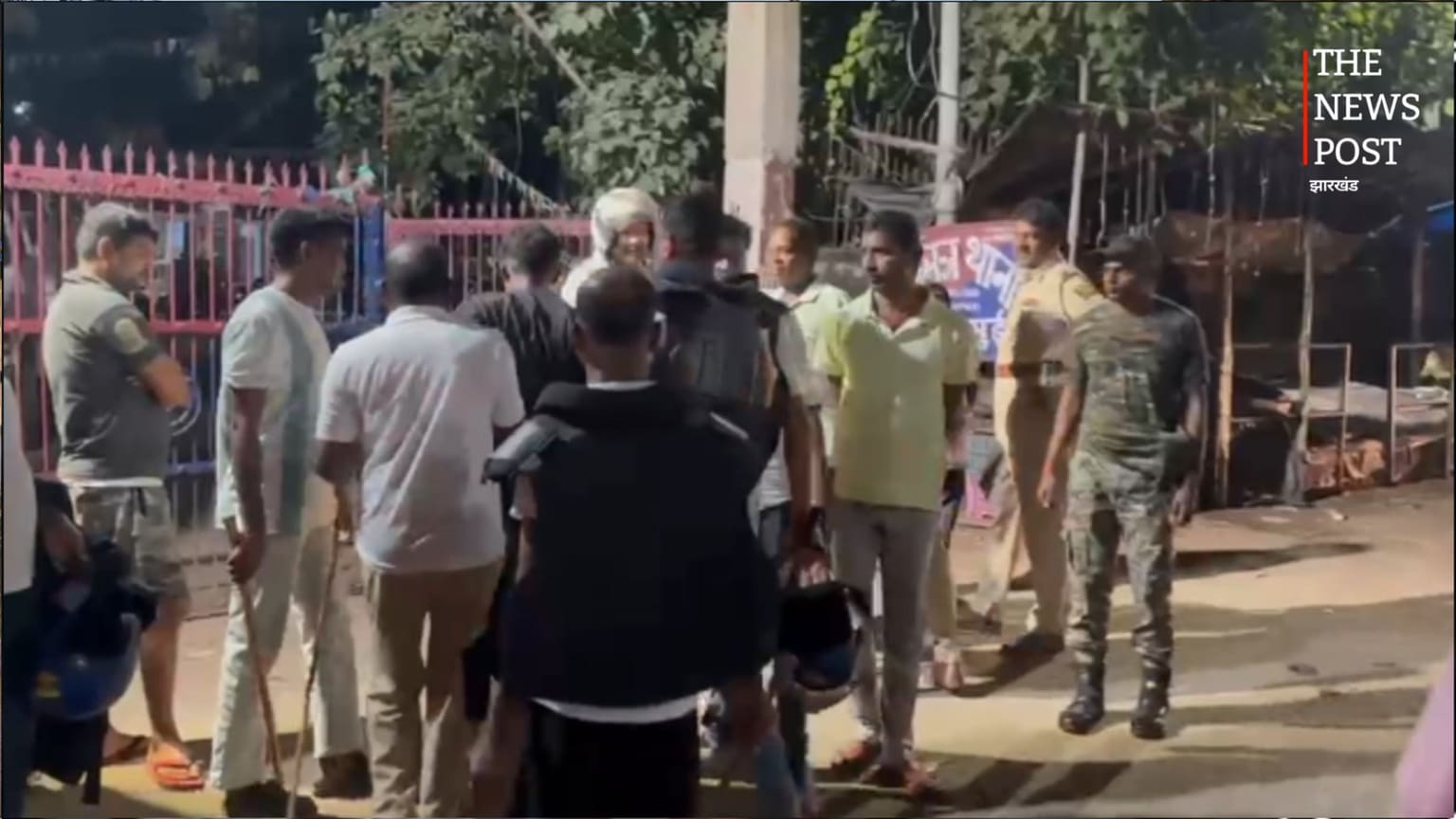 DJ बंद कराने पर भड़का बवाल! जमुई के झाझा में पुलिस पर पथराव, थानाध्यक्ष समेत 6 जख्मी