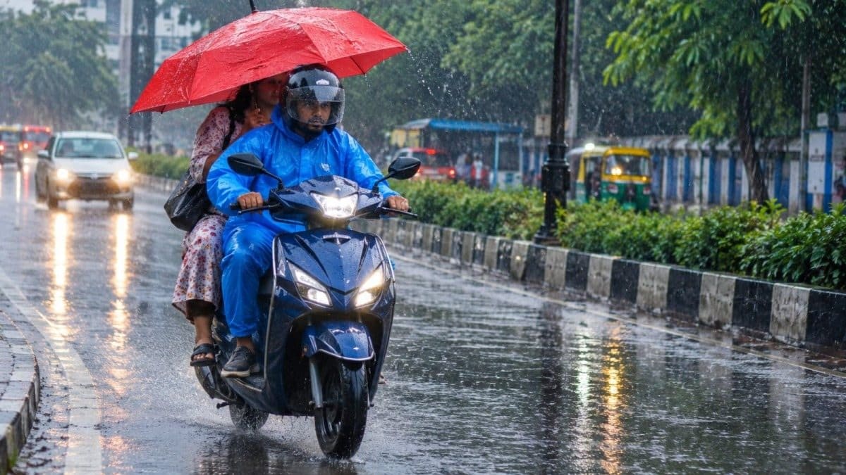 Jharkhand Weather: आज छाए रहेंगे बादल, कुछ जिलों में हल्की बारिश के आसार, जानें अपने इलाके का हाल