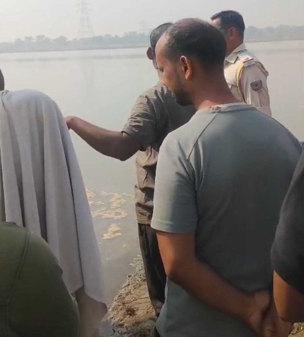 दामोदर नदी में डूबी सोनाक्षी को नहीं बचाया जा सका, उफनती नदी में डूबने से मौत, शव बरामद