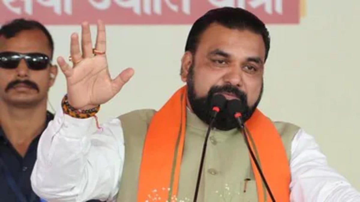 सम्राट चौधरी ने उद्यमी योजना के लाभार्थियों को सौंपी पहली किस्त,युवाओं को मिला स्वरोजगार का सहारा
