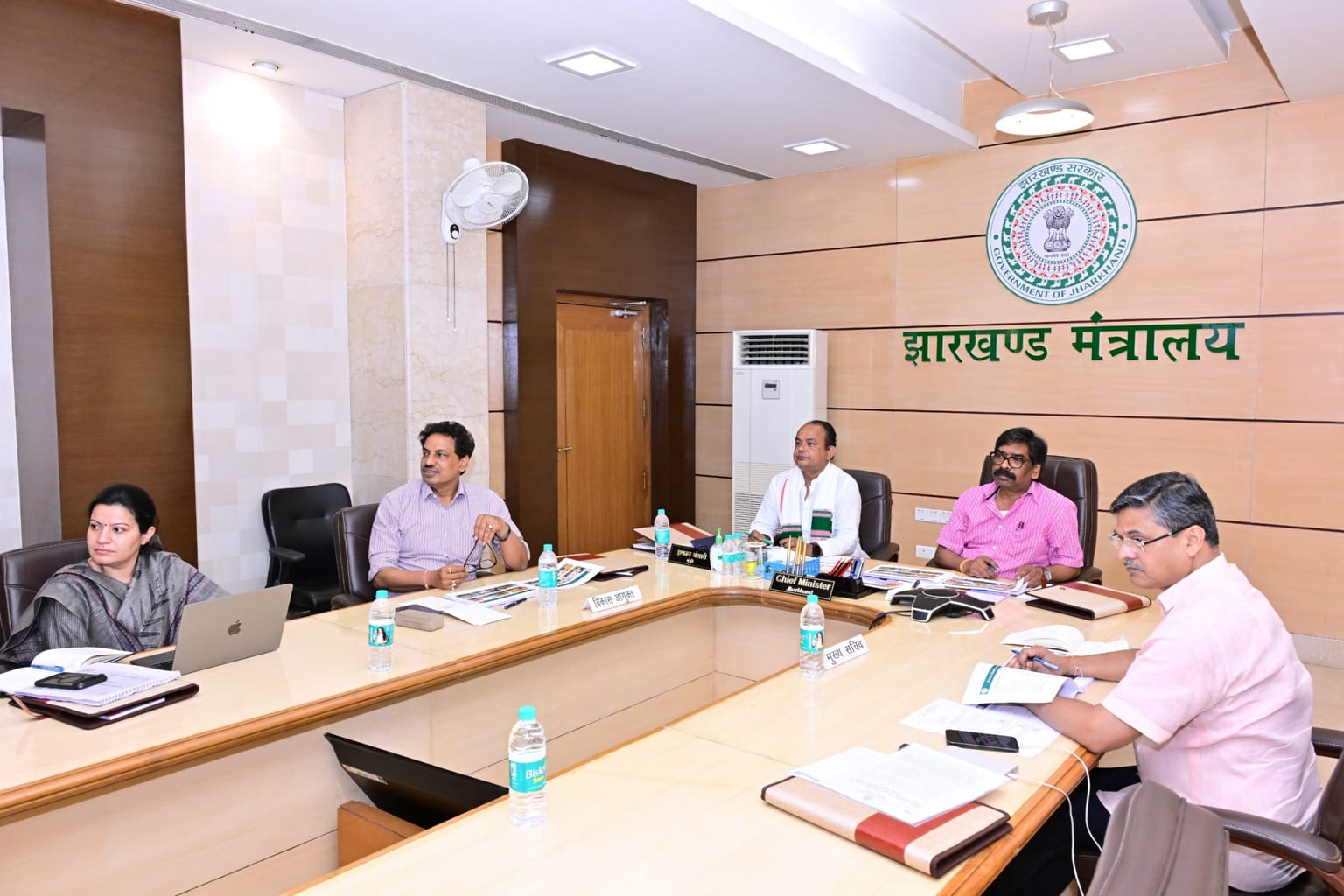 सीएम ने की स्वास्थ्य विभाग की समीक्षा,बदहाल एम्बुलेंस संचालन पर जताई नाराजगी