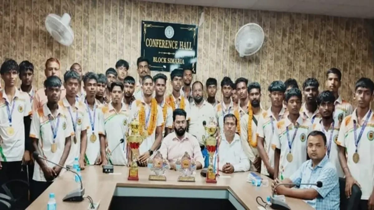 झारखंड के युवा फुटबॉलरों का कमाल, अंडर-17 और अंडर-19 टीम बनी राष्ट्रीय चैंपियन