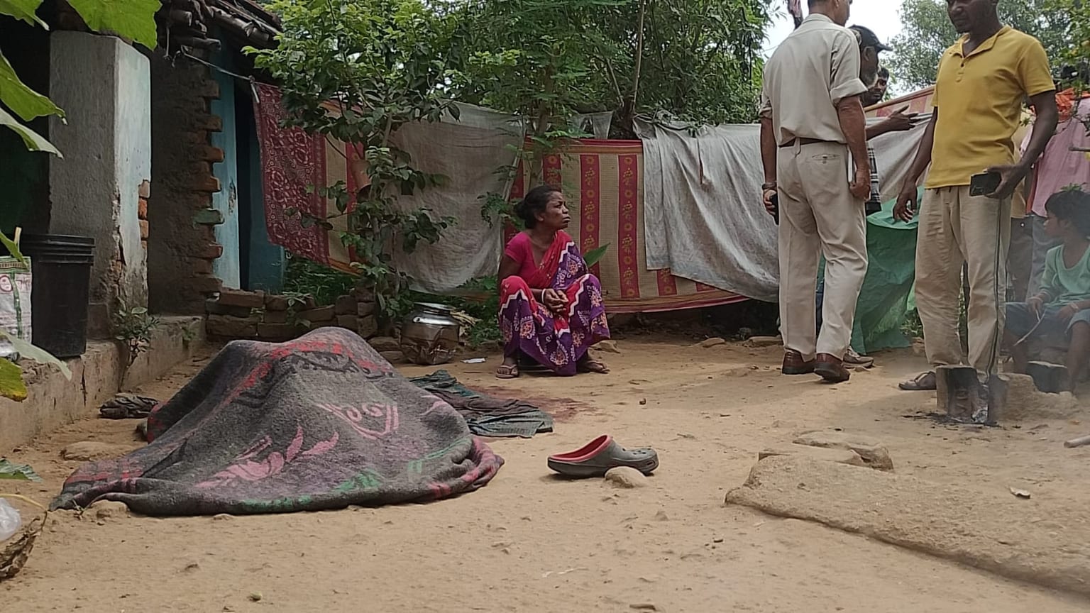 जमशेदपुर में अवैध संबंध के शक में खूनी खेल,  युवक की पीट-पीटकर हत्या