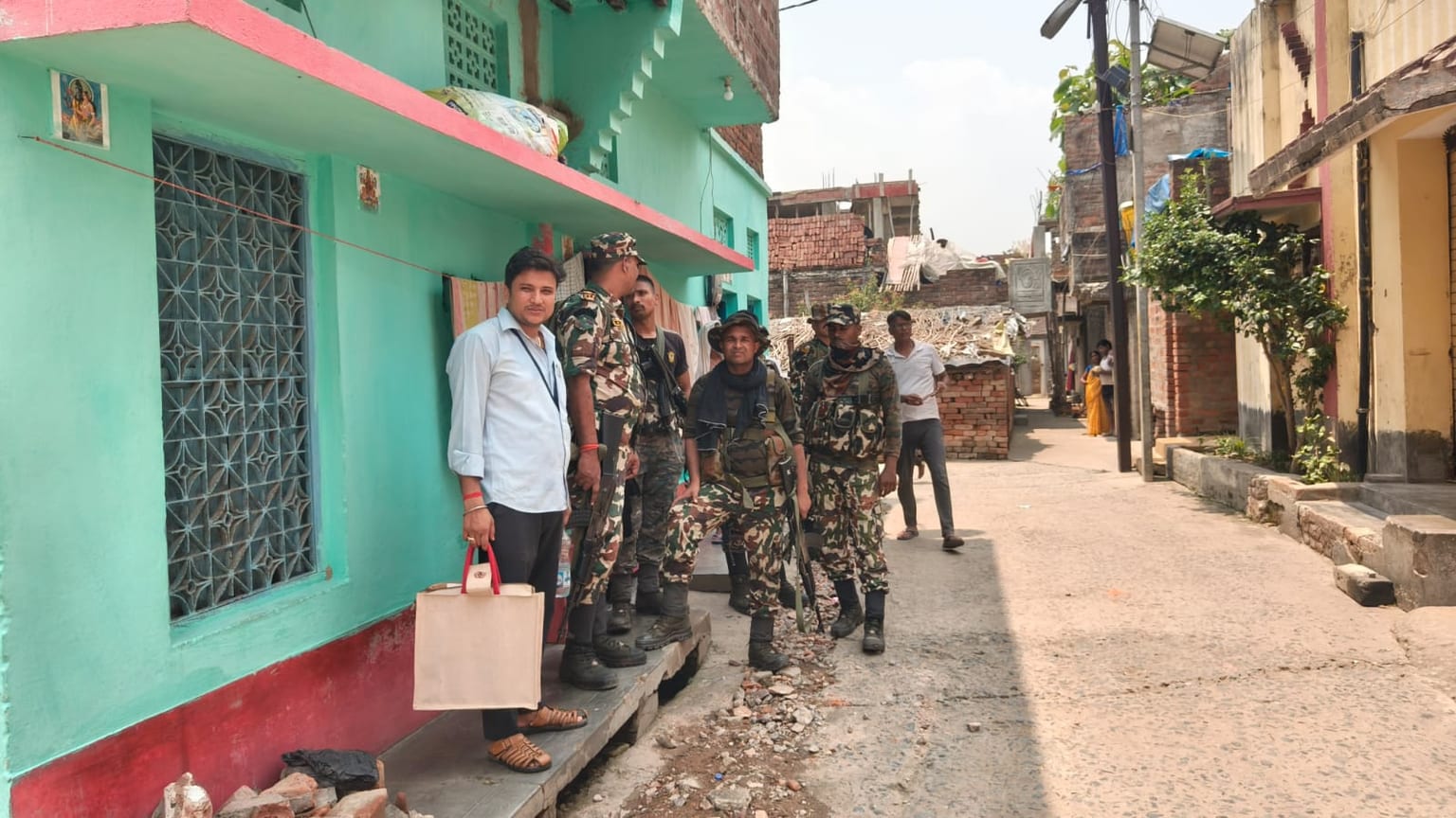 पटना में ED की बड़ी कार्रवाई, कुख्यात संतोष डॉन के 25 ठिकानों पर एक साथ छापेमारी