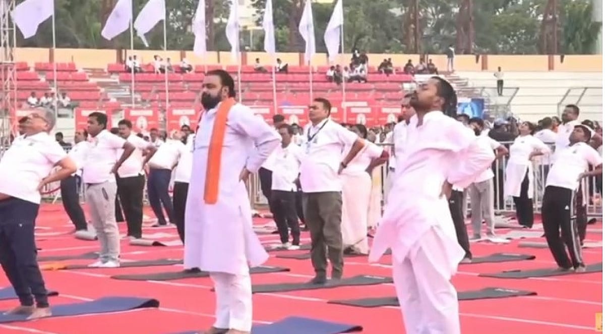 अंतरराष्ट्रीय योग दिवस पर सीएम सम्राट चौधरी, मंत्री निशांत कुमार ने किया योगाभ्यास