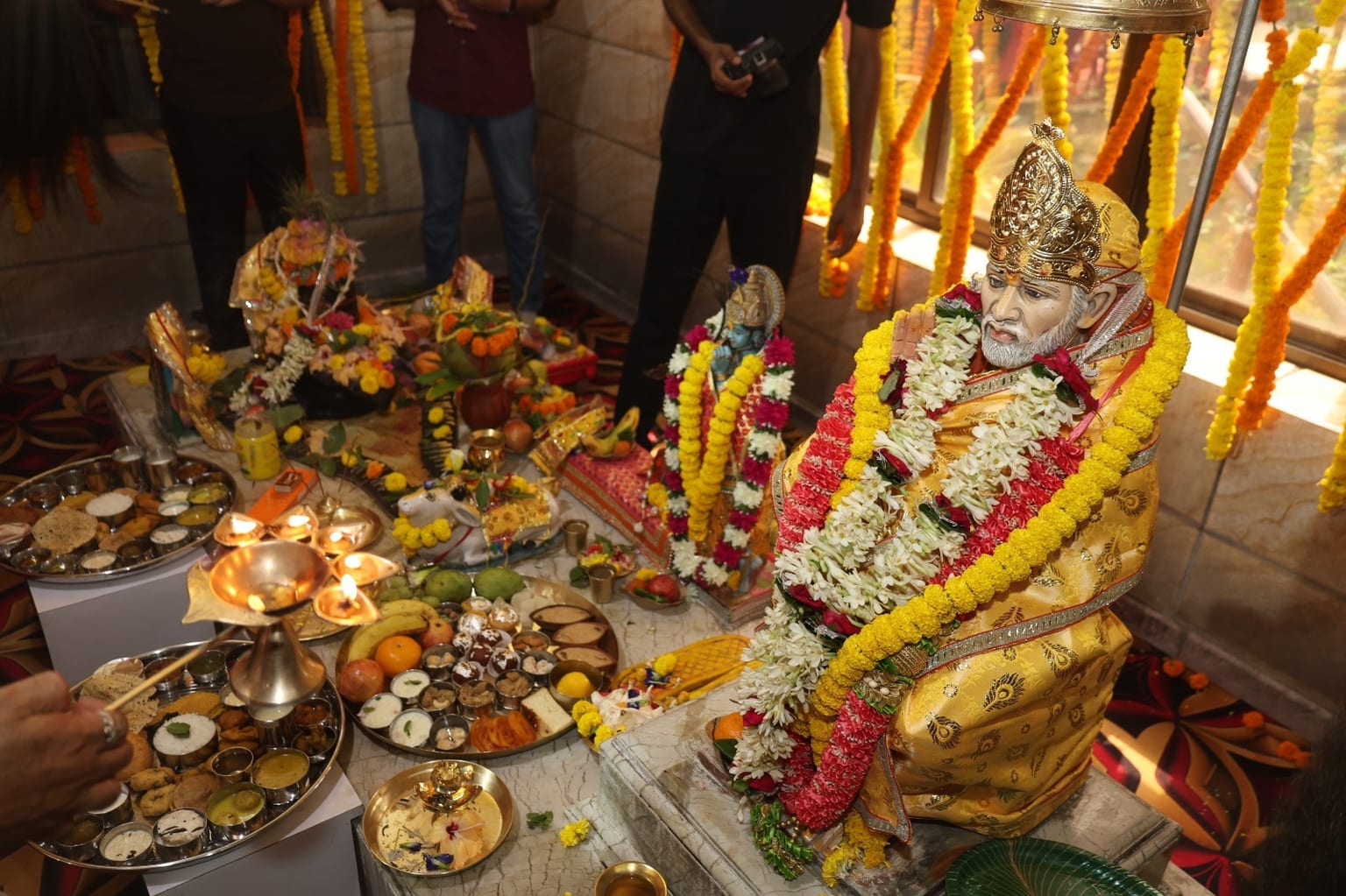एनएसयू में साईं महोत्सव के साथ धूमधाम से मना कुलपति का जन्मदिवस