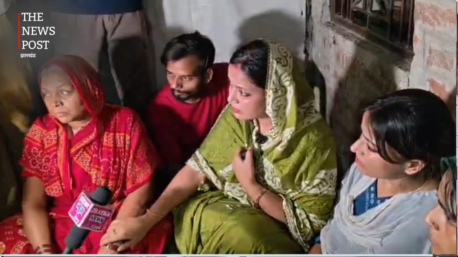 भरत तिवारी के परिवार से मीलने पहुंचीं पावर स्टार पवन सिंह की पत्नी ज्योति सिंह, दिलाया न्याय का भरोसा
