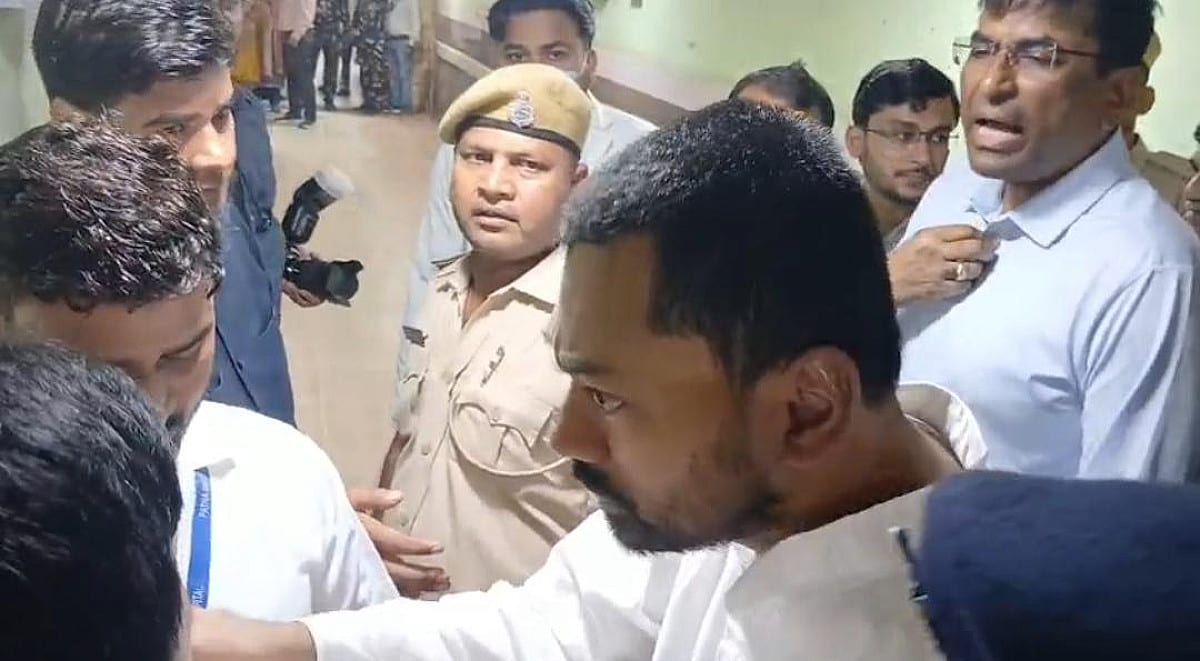 स्वास्थ्य मंत्री के निरीक्षण के बाद PMCH प्राचार्य पर गिरी गाज, पद से हटाए गए डॉ. नरेंद्र प्रताप सिंह