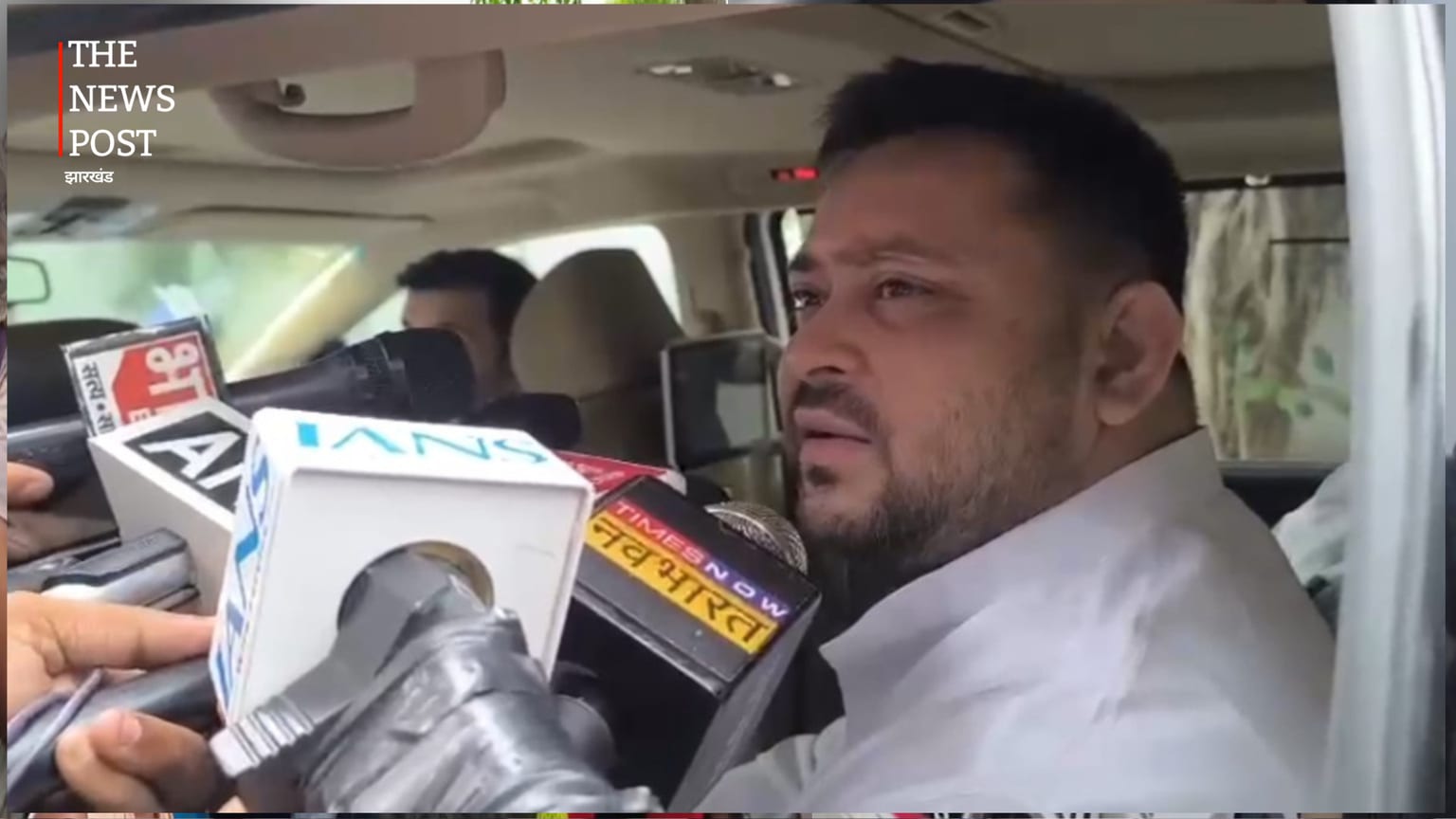 "जनता के मुद्दों से ध्यान भटका रही सरकार, सुरक्षा नहीं रोजगार और छात्रवृत्ति पर हो बात : तेजस्वी यादव"