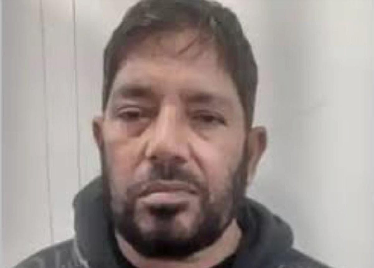 बिहार STF की बड़ी कार्रवाई, पटना रेलवे स्टेशन से दबोचा गया कुख्यात संजय सिंह