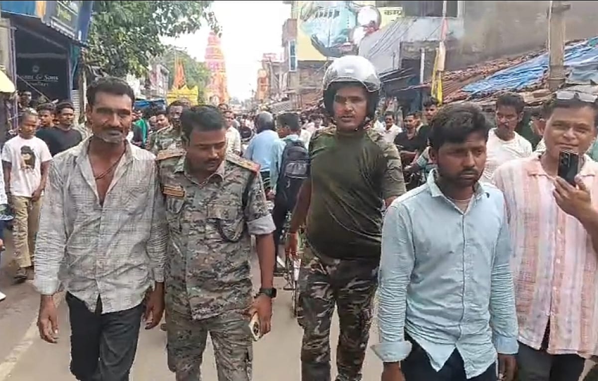सरायकेला: ज्वेलरी शॉप में चोरी का प्रयास, भागनें के क्रम में 2 पकड़ाए