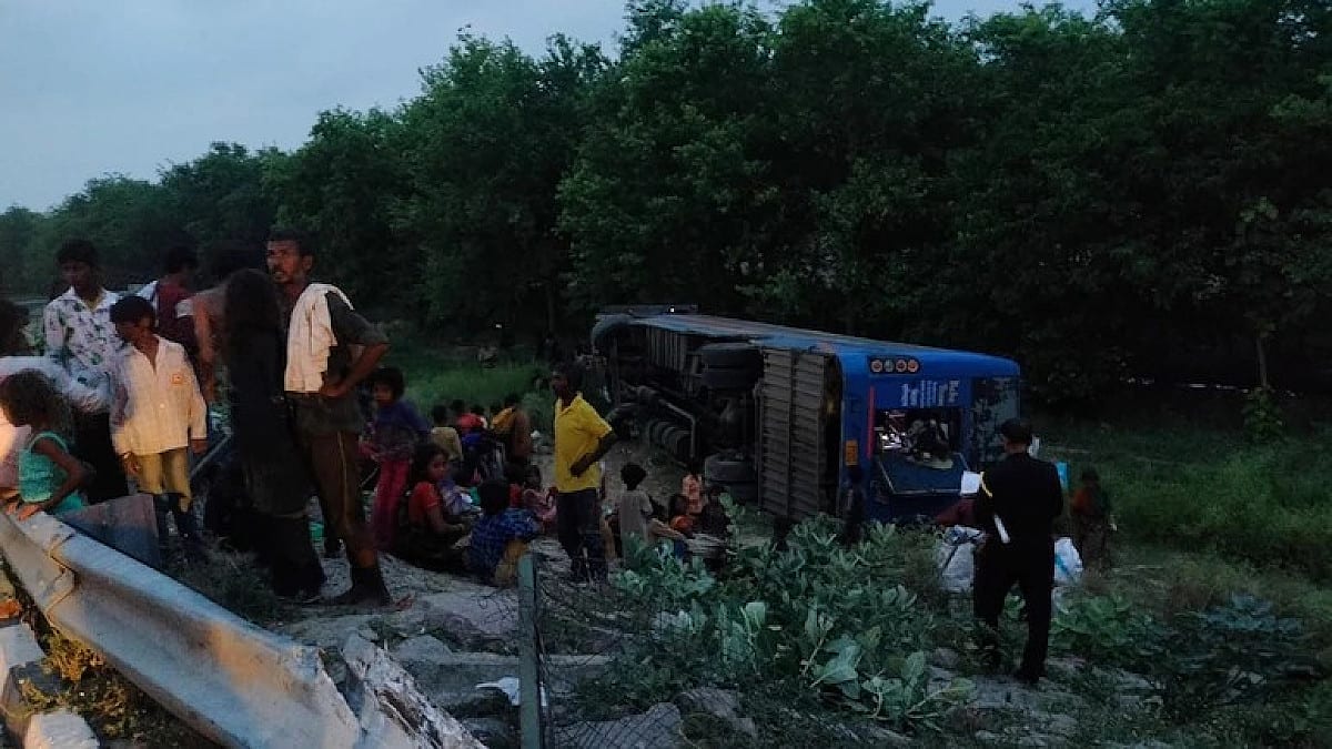 बड़ी खबर: आगरा-लखनऊ एक्सप्रेसवे पर भीषण सड़क हादसा, बस पलटने से पांच की मौत, 17 घायल