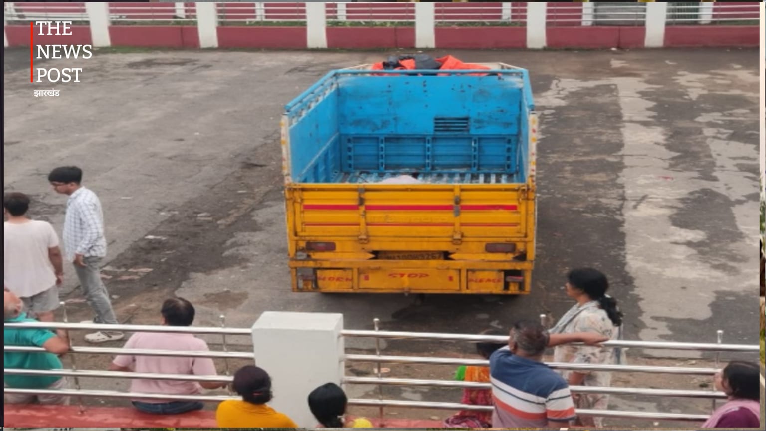 चांडिल जंक्शन पर दर्दनाक हादसा, ट्रैक पार करते समय ट्रेन की चपेट में आई रेलकर्मी की पत्नी
