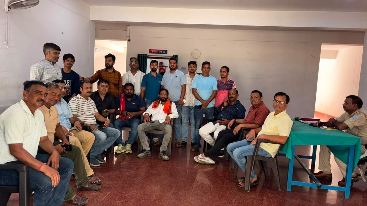 हिमांशु हत्याकांड पर आदित्यपुर में बंद का व्यापक असर, हिरासत में लिए गए 50 से अधिक बीजेपी कार्यकर्ता