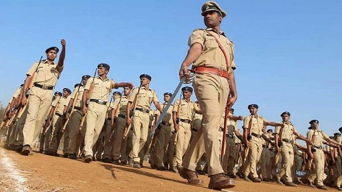 सरकारी नौकरी का बड़ा मौका! बिहार पुलिस में SI के पदों पर निकली भर्ती, इस डेट से करें अप्लाई