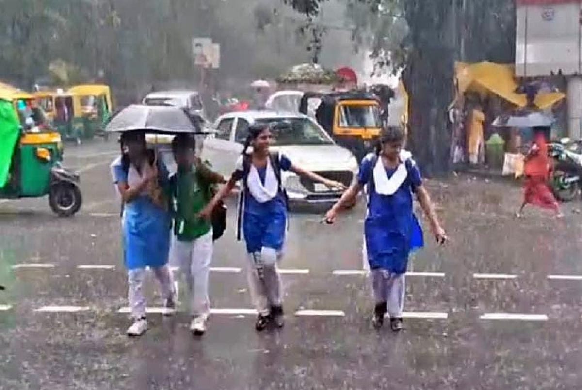 Weather Alert:झारखंड में आज भी होगी झमाझम बारिश, इन 18 जिलों में आंधी तूफ़ान के साथ वज्रपात का अलर्ट