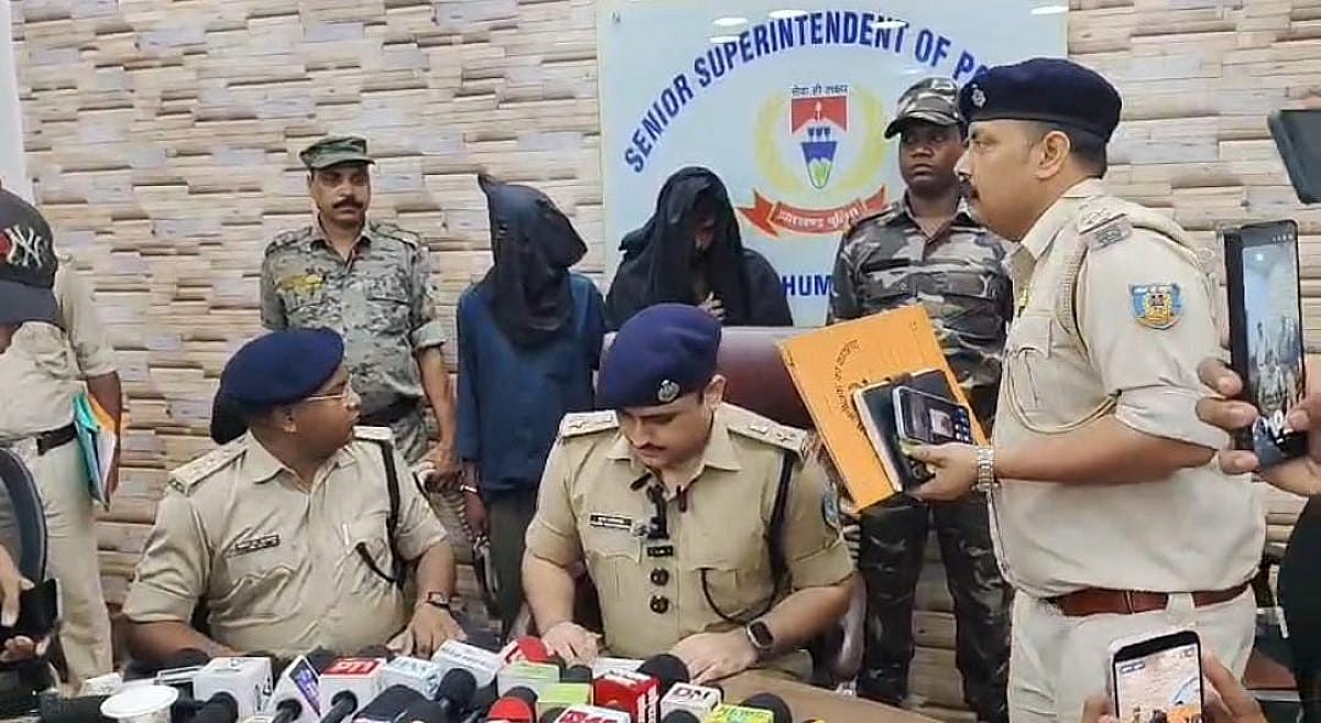 पूर्वी सिंहभूम के मुसाबनी में अवैध शराब तस्करी का भंडाफोड़, 25 कार्टन शराब के साथ दो गिरफ्तार