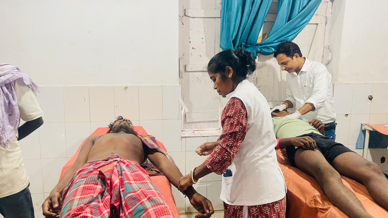 पाकुड़ में वज्रपात का कहर ! बिजली गिरने से चार मजदूर घायल, एक की हालत नाजुक