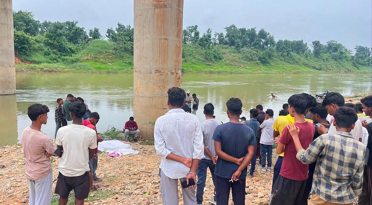 सरायकेला के लापता शिक्षक का संजय नदी से शव बरामद, परिजनों का रो-रोकर बुरा हाल