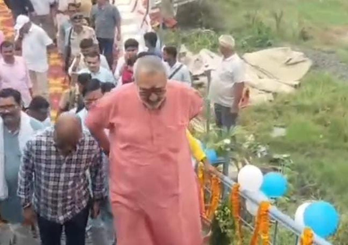 बांकीपुर उपचुनाव: गिरिराज बोले- 'PK फ्रॉड हैं, पैसा देने वाला नहीं मिला तो खुद लड़ रहे चुनाव