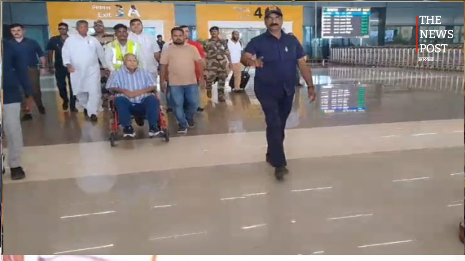 इलाज के बाद लालू यादव की पटना वापसी, उपचुनाव नतीजों से पहले बढ़ी सियासी हलचल