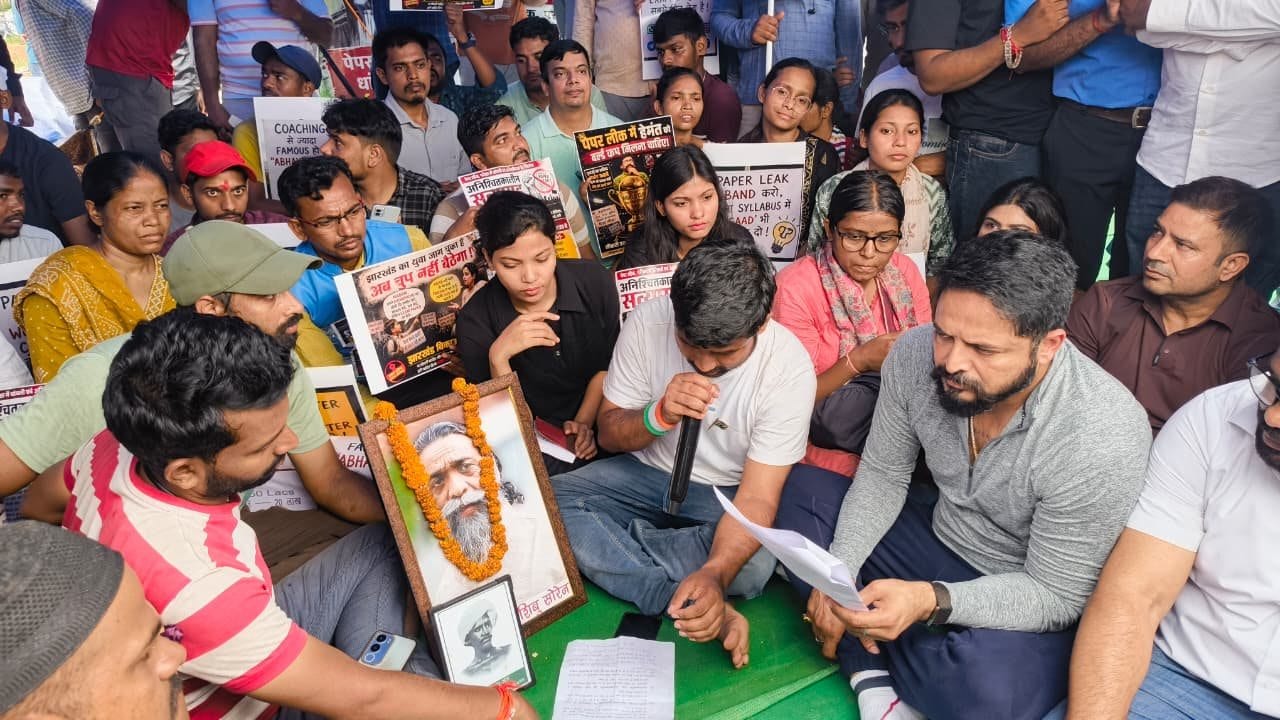रांची में छात्रों की हुंकार, कांग्रेस के समर्थन से आंदोलन को मिली नई ताकत