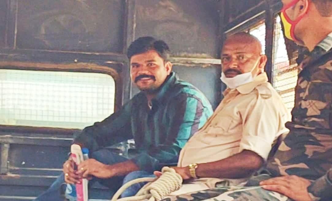 बड़ी खबर: गैंगस्टर सुजीत सिन्हा एनकाउंटर में ढ़ेर, धनबाद जेल शिफ्ट करने के दौरान मुठभेड़