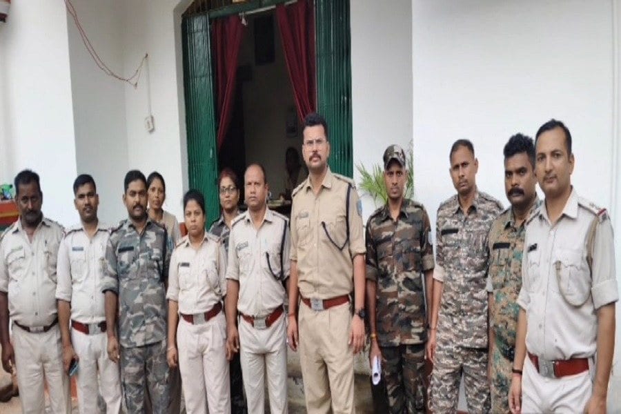 JPSC परीक्षा गड़बड़ी मामले में पलामू में CID का बड़ा एक्शन, कई ठिकानों से जब्त हुए अहम दस्तावेज और इलेक्ट्रॉनिक डिवाइस