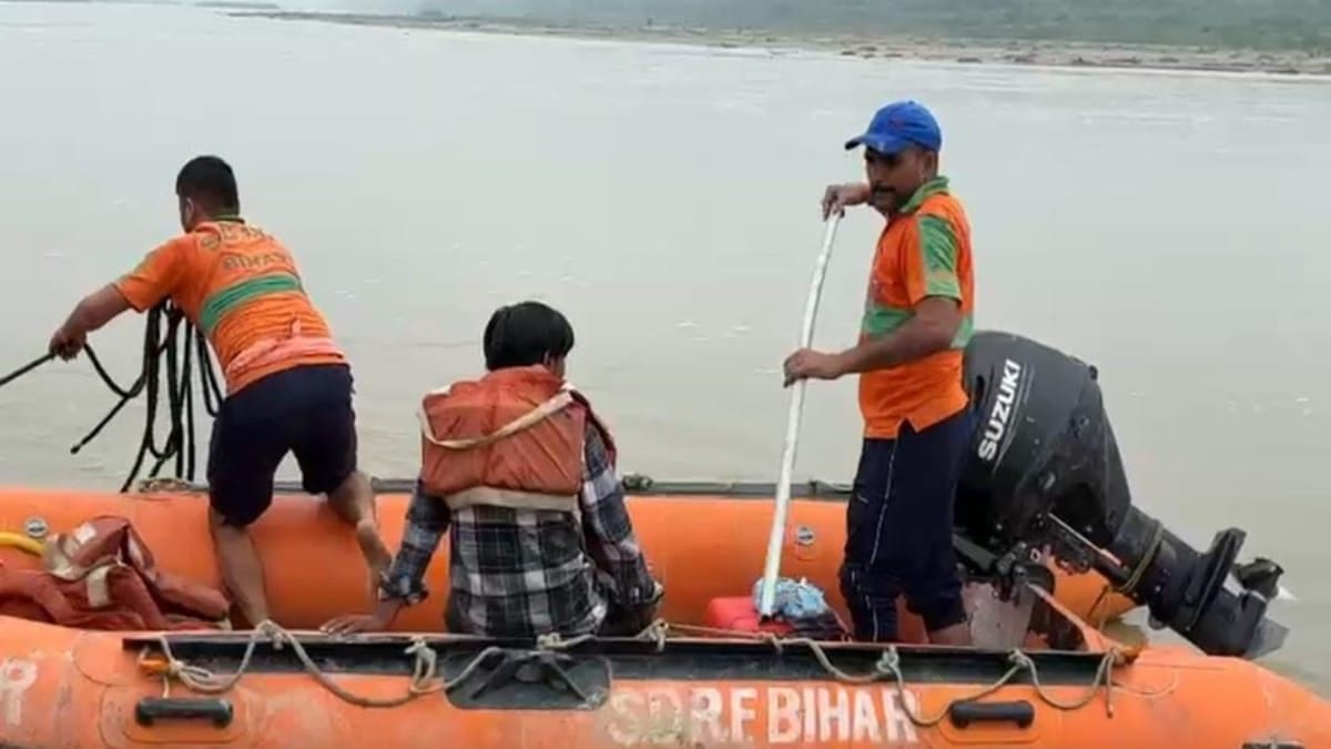 सावन की पहली सोमवारी पर मोतिहारी में मातम, बागमती नदी में डूबे दो किशोर, तलाश जारी
