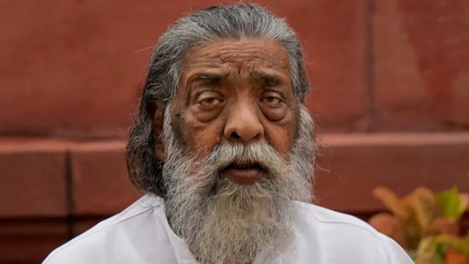 दिशोम गुरु शिबू सोरेन की पहली पुण्यतिथि आज, नेमरा में 14 फीट प्रतिमा का होगा लोकार्पण
