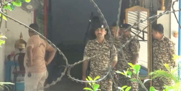CRPF कैम्प में चली अंधाधुन गोली,तीन जवान की मौत,एक गंभीर