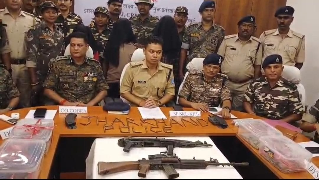 सरायकेला: नक्सलियों की निशानदेही पर इंसास राइफल बरामद, सांसद सुनील महतो के बॉडीगार्ड की होने की आशंका