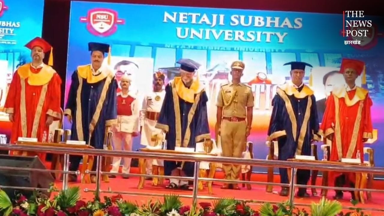 नेताजी सुभाष विश्वविद्यालय का चौथा दीक्षांत समारोह, राज्यपाल के हाथों डिग्री पाकर खिले छात्रों के चेहरे