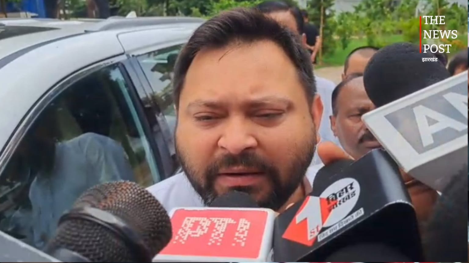 बिहार में बढ़ते अपराध पर तेजस्वी यादव का हमला, बोले- कानून व्यवस्था पूरी तरह बर्बाद