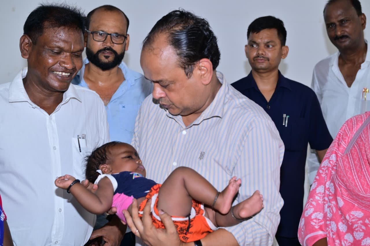 पति की मौत से उजड़ा परिवार, इरफान अंसारी ने अनाथ बच्चों की जिम्मेदारी उठाने का किया ऐलान