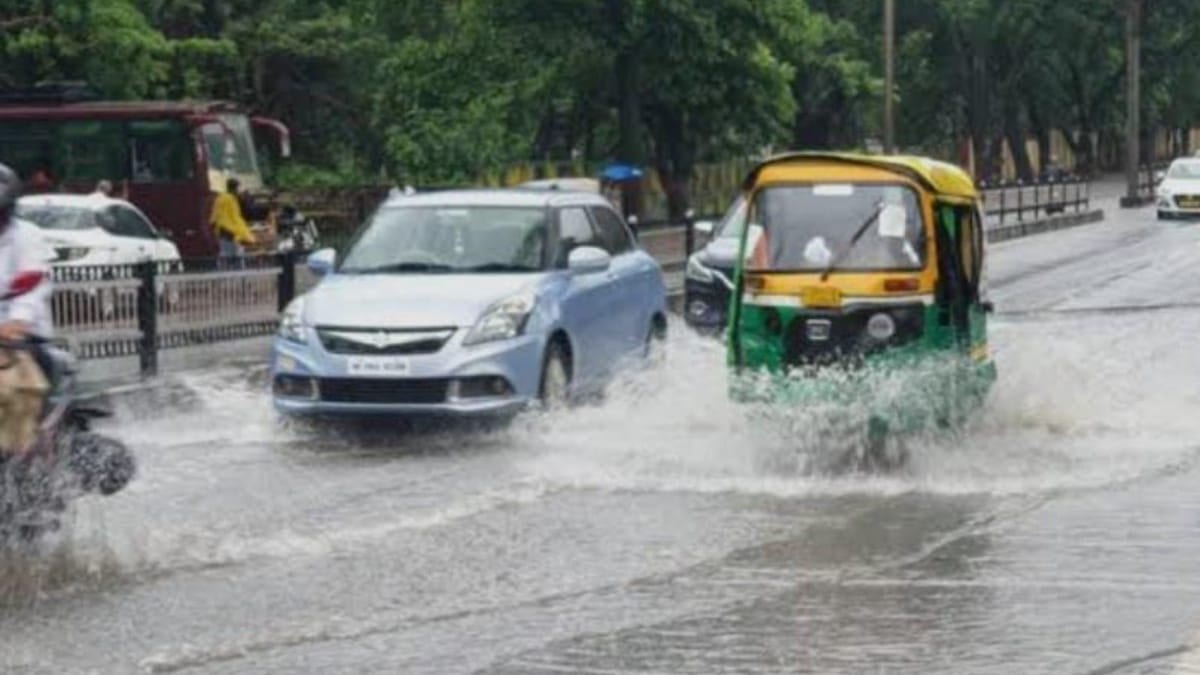 Weather Alert:आज भी झारखंड में दिखेगा बारिश के साथ वज्रपात का असर, इन 13 जिलों के लोग रहें अलर्ट