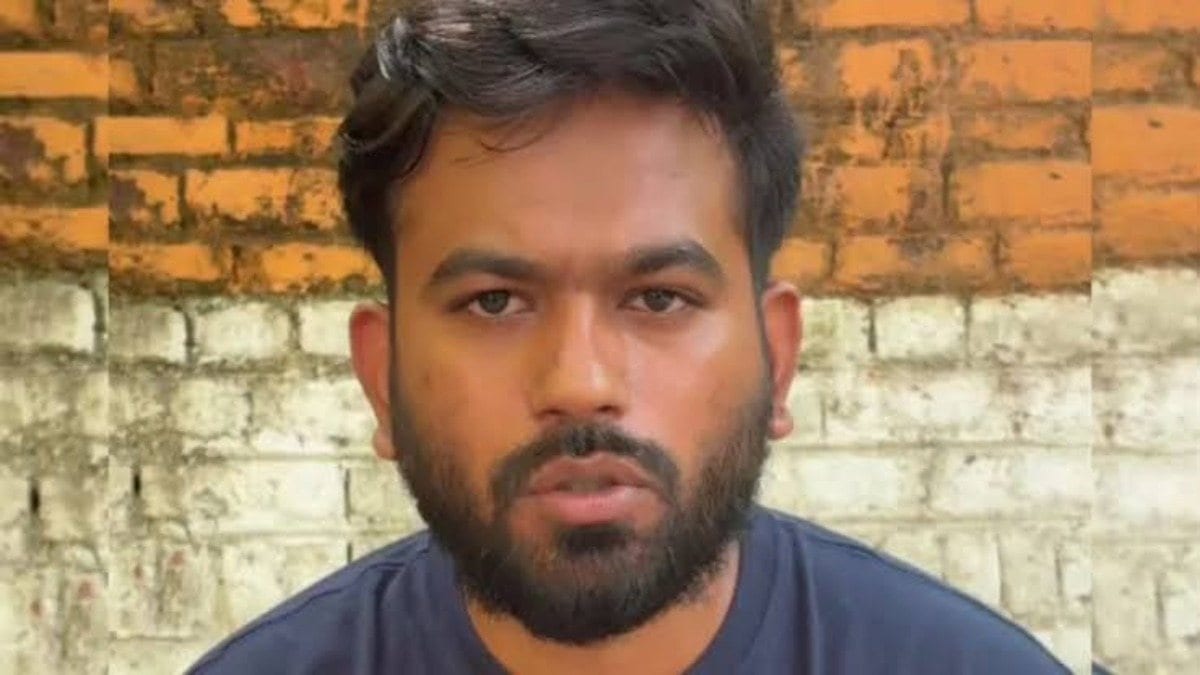 अभिजीत दीपके का बड़ा अभियान, आजादी के 80 साल बाद भी स्कूलों में बुनियादी सुविधाओं पर सवाल