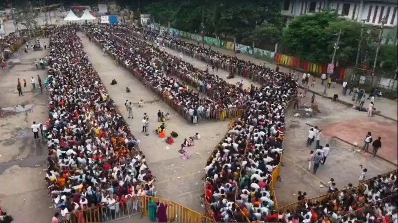 बड़ी खबर: उज्जैन के महाकाल मंदिर में मची भगदड़! कई श्रद्धालु घायल