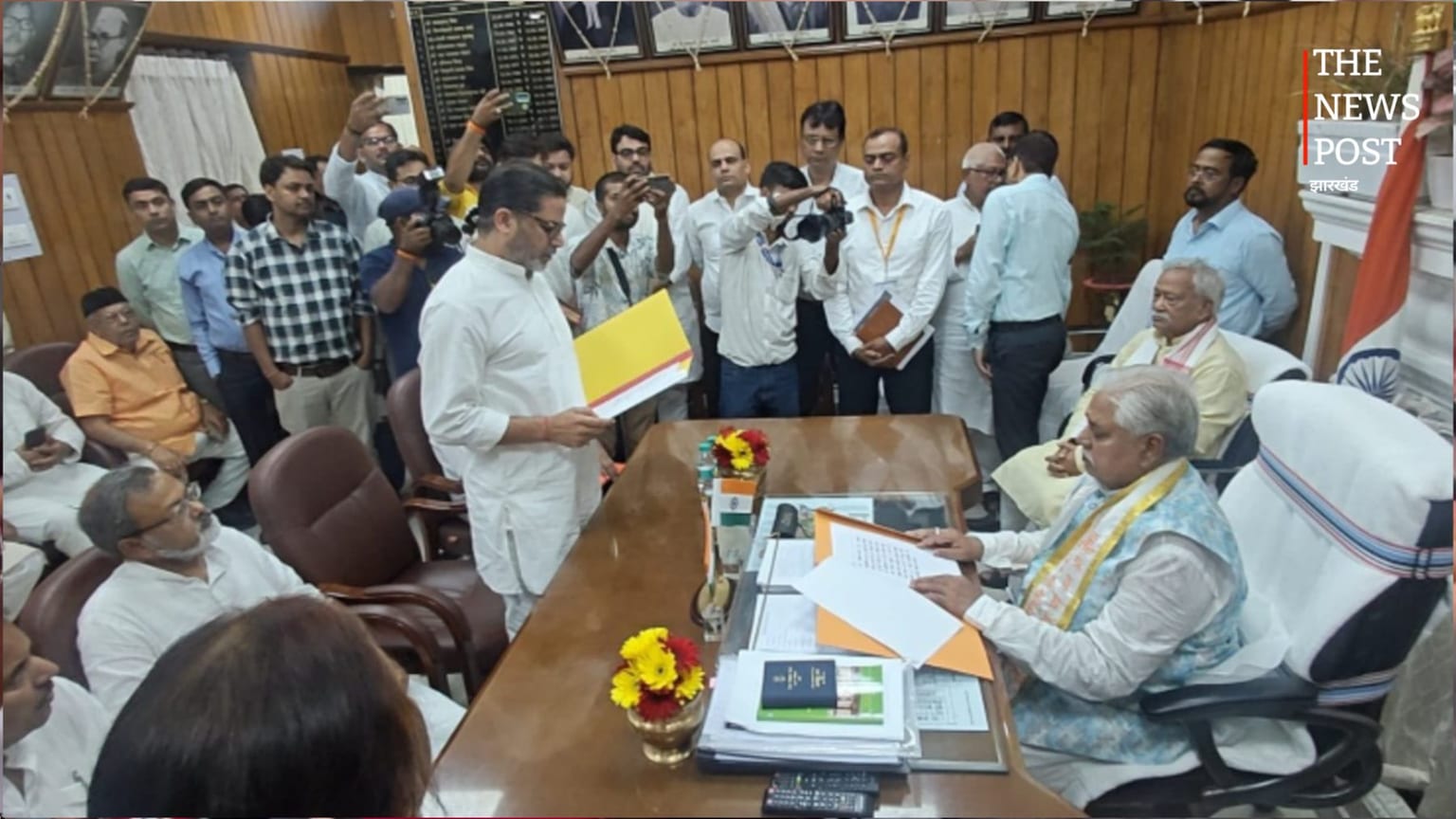 प्रशांत किशोर ने ली विधायक पद की शपथ, बांकीपुर से जीत के बाद नई पारी शुरू,पढ़ें पूरी खबर