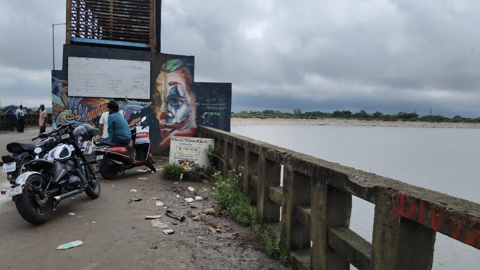 धुर्वा डैम में झारखंड विधानसभा के कर्मी ने लगाई छलांग, मौके से गाड़ी-चप्पल बरामद, NDRF कर रही तलाश
