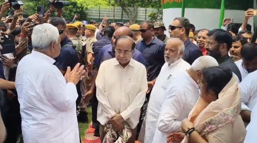 अमर शहीद रामफल मंडल को नीतीश कुमार ने किया नमन, शहादत दिवस पर पहुंचे पटना