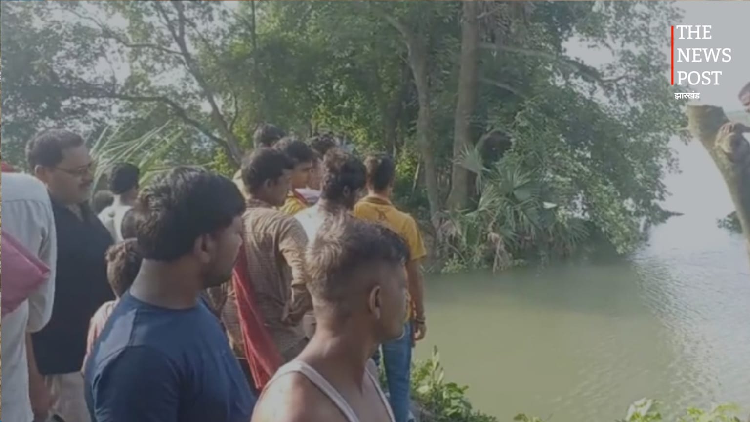 बेगूसराय में गंगा का कहर: बछवाड़ा में जमींदारी बांध टूटा, गांव में घुसा बाढ़ का पानी