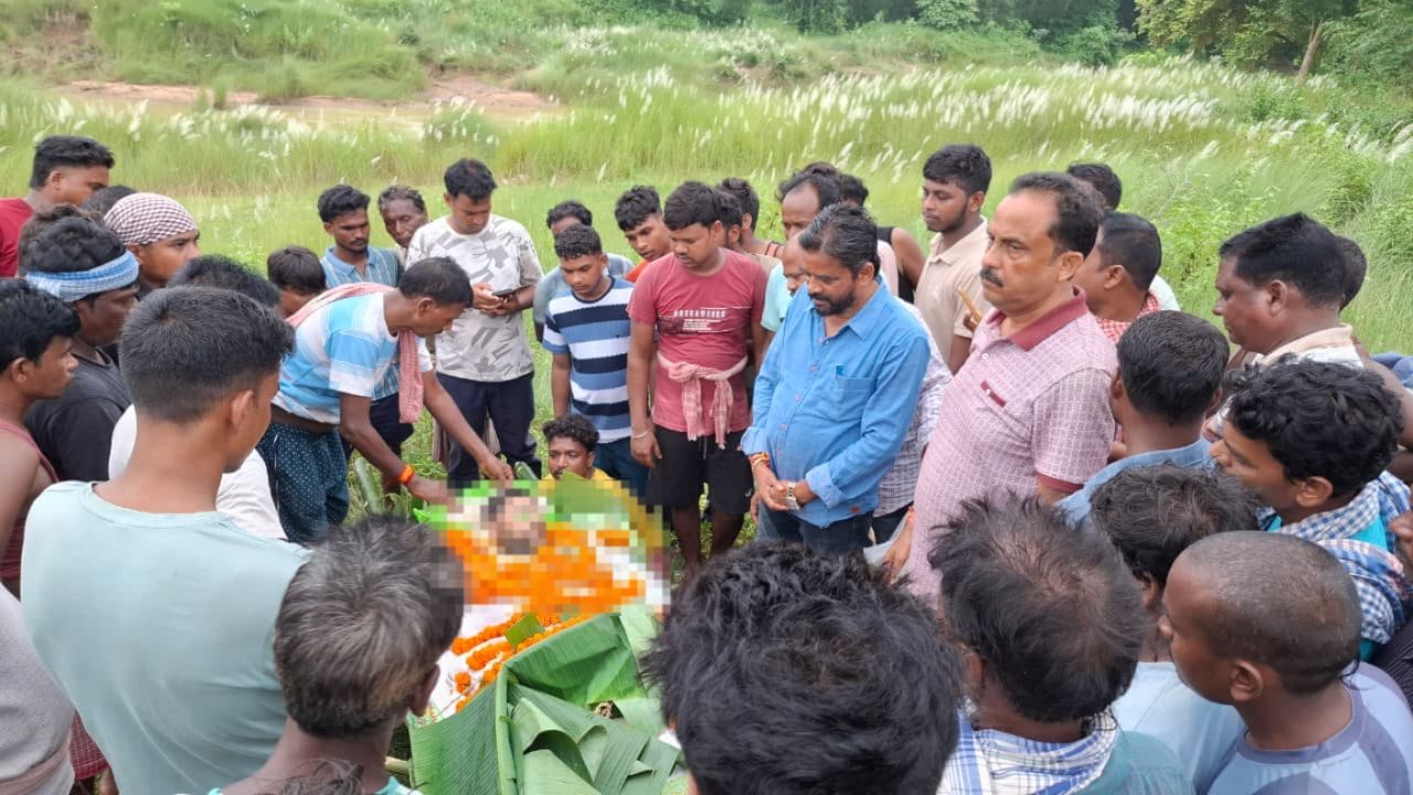 पेट्रोल पंप हादसे में घायल युवक की मौत, विधायक की पहल पर परिजनों को मिला 10 लाख का मुआवजा
