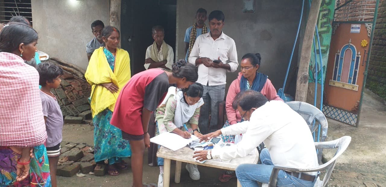 रामगढ़ में मलेरिया-टाइफाइड का कहर, मां और दो बच्चों की मौत से गांव में पसरा मातम