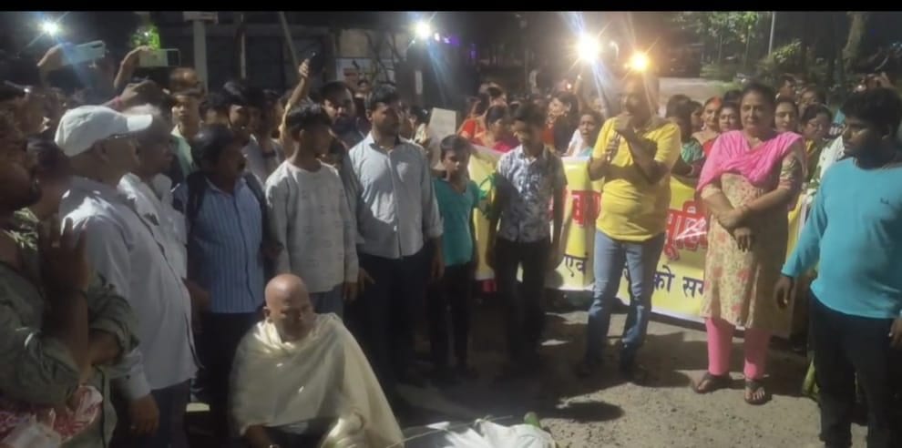 फिर उबलने लगी है पंडित नेहरू की "ड्रीम सिंदरी"प्रदर्शन, शव यात्रा के बाद अब आगे क्या ?