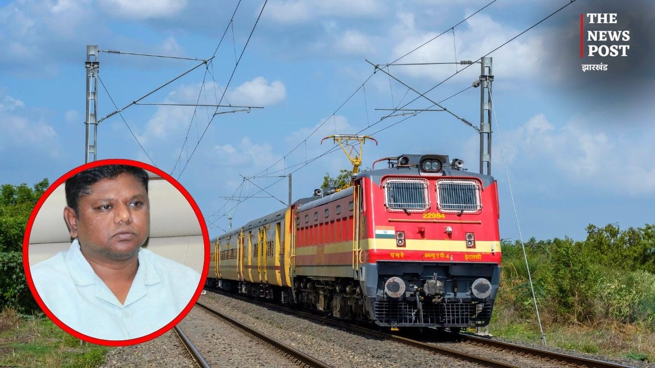 यात्रीगण कृपया ध्यान दे...मनोहरपुर स्टेशन पर रुकेगी एर्नाकुलम एक्सप्रेस, 5 सितंबर से शुरू होगा ठहराव