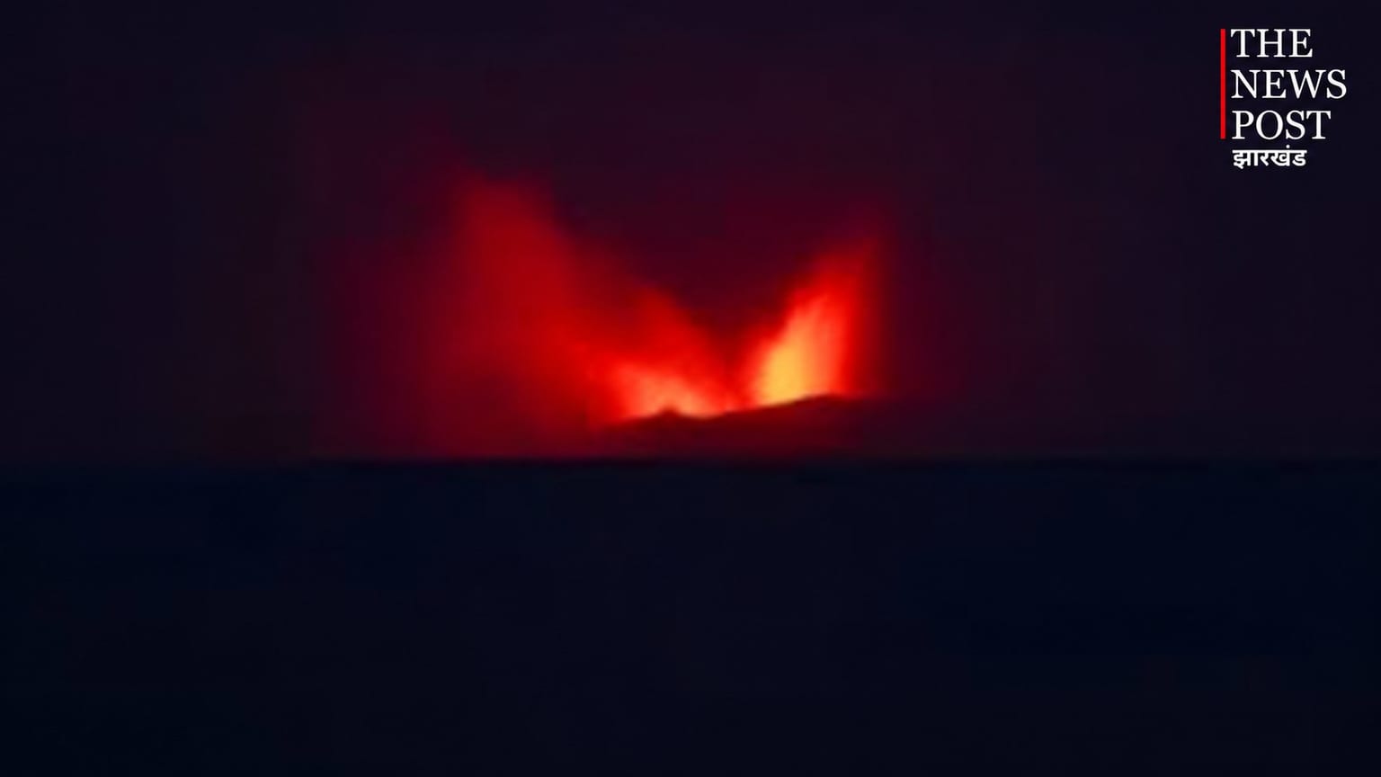 इंडोनेशिया में ज्वालामुखी का तांडव! 50 हजार फीट ऊपर तक पहुंची राख, भारत की उड़ानों पर भी पड़ा असर