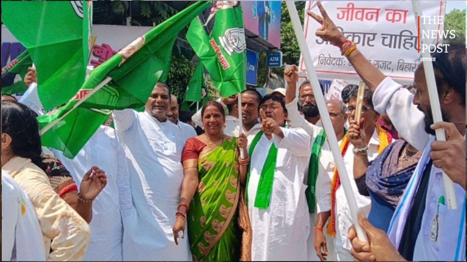 जमुई घटना को लेकर पटना में RJD का जोरदार प्रदर्शन, महिला कार्यकर्ताओं ने सरकार के खिलाफ खोला मोर्चा